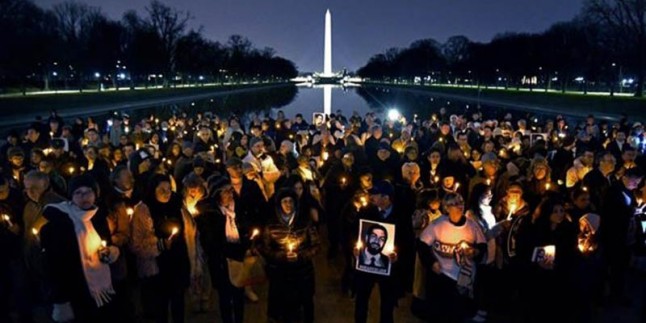 Amerika’da İranlı bir gencin öldürülmesi protesto edildi
