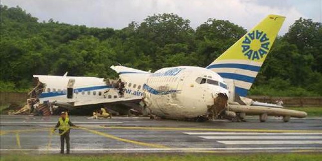 Kolombiya’da askeri kargo uçağı düştü: 11 ölü