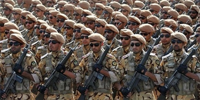 Tahran ve Bakü savunma işbirliğini geliştiriyor