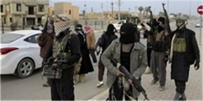 ABD maşası El Kaide, Yemen’e saldırdı