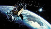 İran’ın  yeni uydu taşıyan füzesi görücüye çıkıyor
