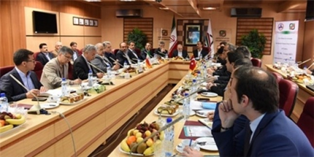 İran ve Türkiye karşılıklı vergileri kaldırmalı