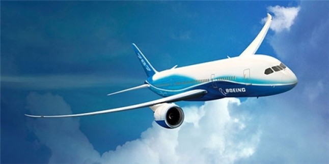 İran’lı uzmanlardan bir ilke imza: Boeing 737 uçağının motoru ilk kez İran’da değiştirildi