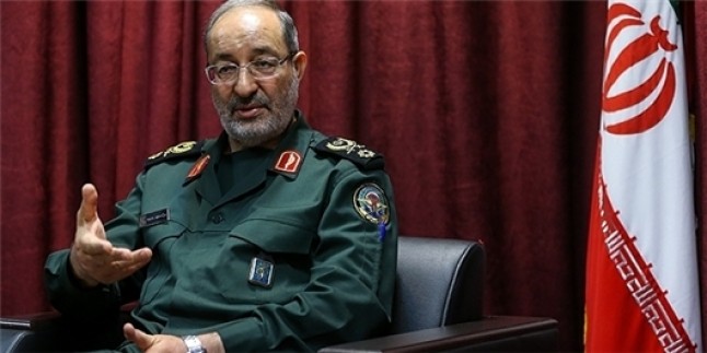 General Cezayiri: İran’ı Fars Körfezi’nde tehdit edenlerin askeri şuuru yok