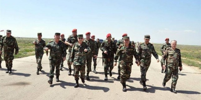 Suriyeli Komutanlar Şayrat Üssünü Ziyaret Etti
