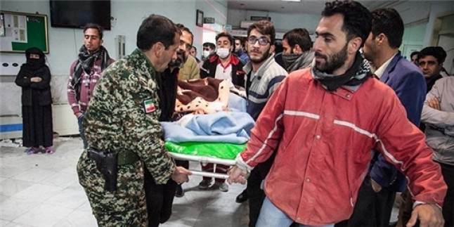 İran’da Sipahiler ve Ordu el ele depremzedelerin hizmetinde