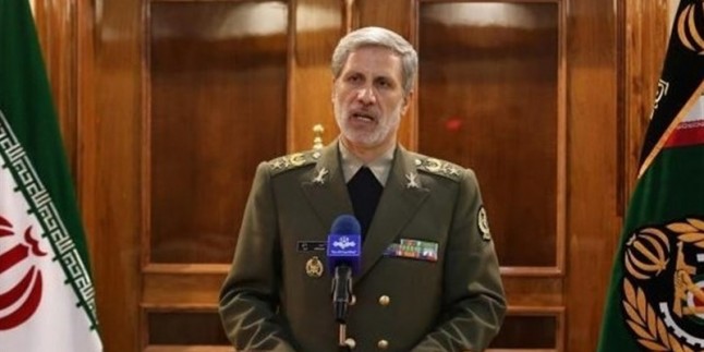 İran Savunma Bakanı, Trump’ın Müzakere Çağrısına Tepki Gösterdi