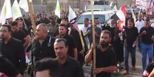 Basra halkı İran’a destek için sokaklara döküldü