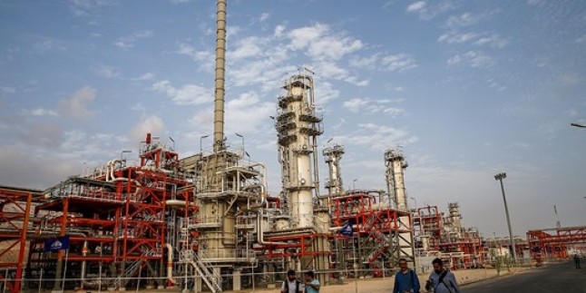 İranlı uzmanlar G. Pars’ta doğalgaz üretimini arttırdı