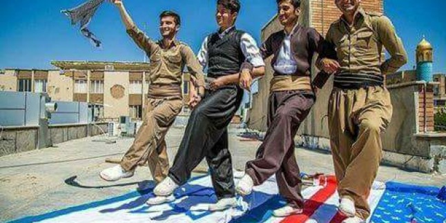 Foto: İran’da Kürt halkı KUDÜS gününe özel gösteri sergiledi
