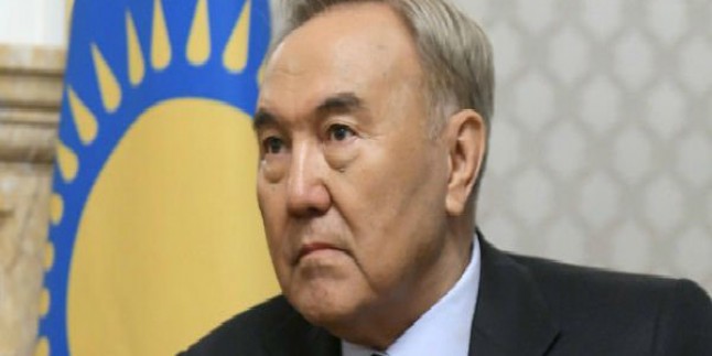 Kazakistan Cumhurbaşkanı Nazarbayev Tahran’da