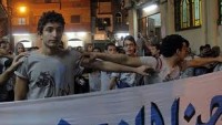 Mısırlı gençlerin darbeye direnişi sürüyor