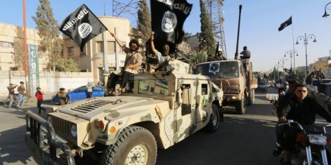 IŞİD rafineri çaldı!