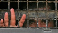 İsrail Filistinli tutukluları aileleriyle görüştürmüyor
