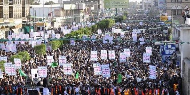 Ensarullah: Yemen’e karşı geniş kapsamlı savaş başlatıldı.