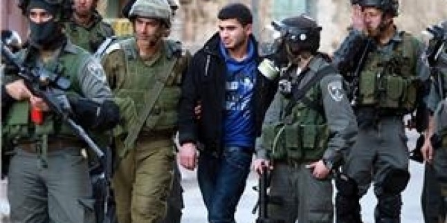 Korsan İsrail Askerleri, Nablus’ta 21 Filistinliyi gözaltına aldı…