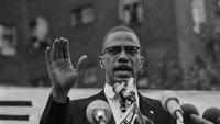 Şehid Malcolm X’i Rahmetle Anıyoruz…