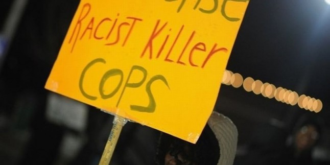 Katil ABD polisi, bir siyah genci daha öldürdü…
