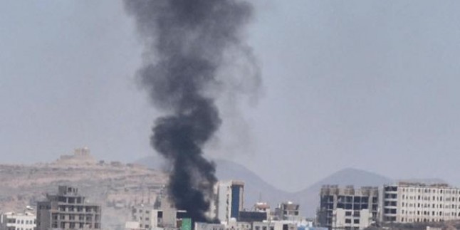 Yemen’in başkenti Sana’da şiddetli bir patlamanın meydana geldiği iddia edildi…
