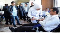 Suriye Sanayi Bakanlığı Çalışanları Kanlarını Orduya Bağışlıyor