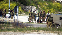 Korsan İsrail, Filistinli 5 gazeteciyi alıkoydu…