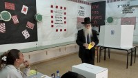 Siyonist İsrail’de seçim bitti, Netanyahu ve tüm parti liderleri zaferini ilan etti