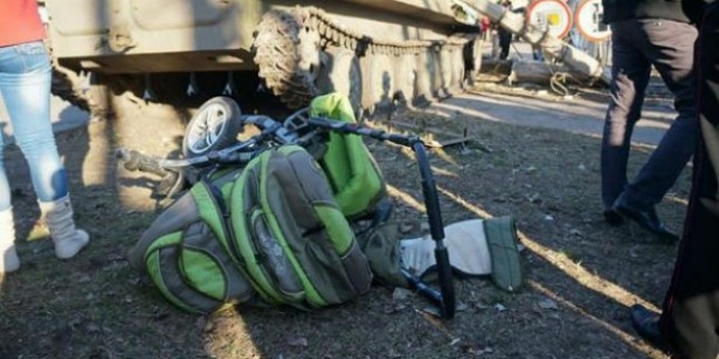 Ukrayna tankı bir bebeği ezdi, kent karıştı.