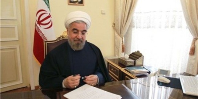 İran Cumhurbaşkanı Hasan Ruhani, Ramazan Ayı Münasebetiyle İslam Ülkelerine Tebrik Mesajı Gönderdi