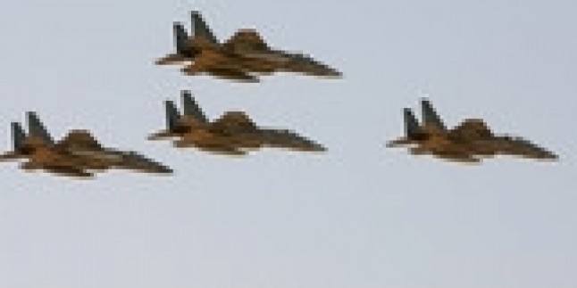 Arabistan, Yemen Sınırındaki Hava Üslerinde Uçuşları Durdurdu.