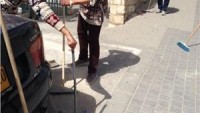 Kudüslüler “Kudüsümüz Temiz ve Sağlıklı” kampanyası kapsamında temizlik çalışmalarına katıldı
