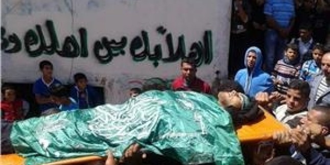 Şehit Ebu Cahişe’nin cenaze törenine binlerce Filistinli katıldı