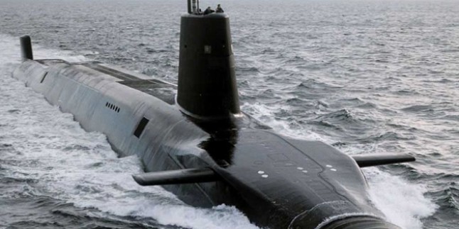 Pakistan Çin’den 8 denizaltı satın alacak.