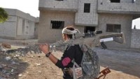 IŞİD keskin nişancısı Yermuk Kampı’ndan kaçan 13 yaşındaki kızı vurdu
