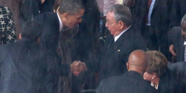 Obama İle Castro Bugün Görüşecek