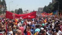 Makedonya’da Hükümet Protesto Edildi
