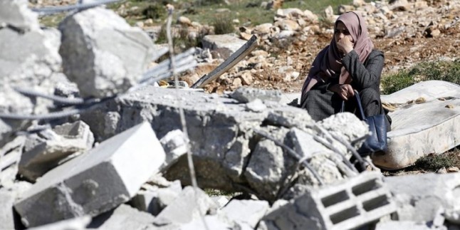 Siyonistler, Filistinliler’in evlerini yıktı