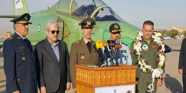İran Savunma Bakanı: Yerli eğitim uçağı, yaptırımların hezimetinin işareti