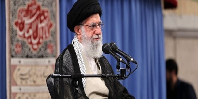 İmam Seyyid Ali Hamanei: İran ve Irak milletleri Allah’a imanla birbirine kenetlenmiştir