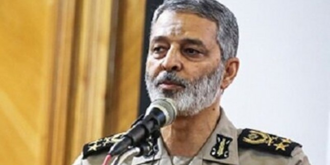 İslami İran Ordu genel komutanı: İstikbar ile mücadele devam edecek