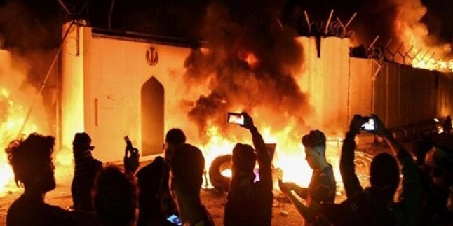 Tahran ile Bağdat, İran’ın Necef Boşkonsolosluğu’na saldırıyı kınadı