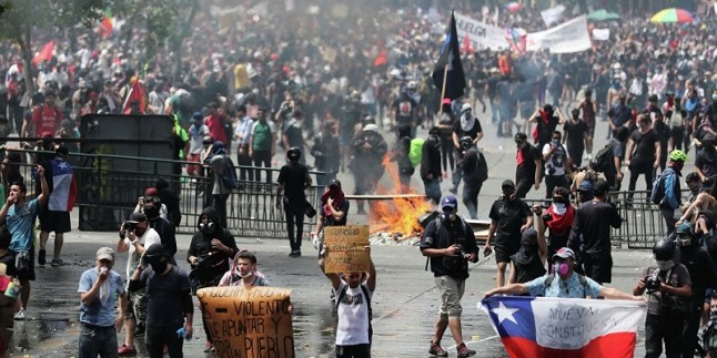 Şili’deki gösterilerde 2500’den fazla kişi yaralandı