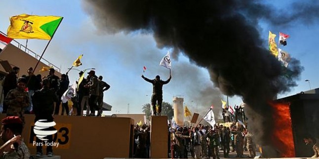 ABD’nin Bağdat Büyükelçiliği önünde protesto eylemi sürüyor