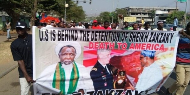 Nijerya’da Halkı Şeyh Zakzaki için Gösteri Düzenledi