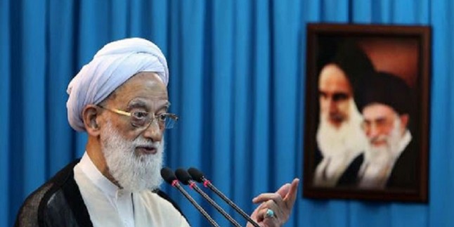 Tahran Cuma Namazı Hatibi: İslam İnkılabı, ABD ve Siyonist rejimin İslam dünyası üzerinde sulta kurmasına engel oldu!