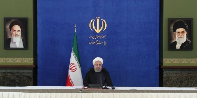 Ruhani: 30 milyon vatandaşa karşılıksız mali yardım yapılacak