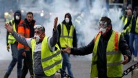 Fransa’da Sarı Yelekli Alarmı