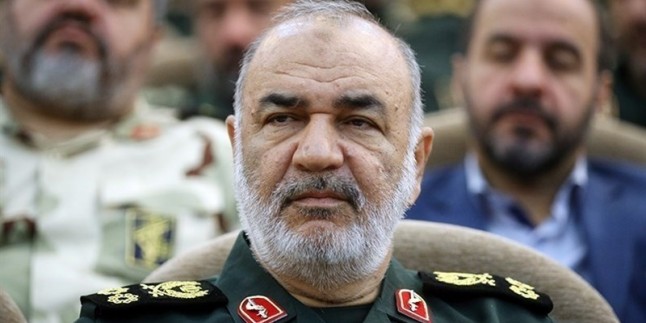 İran Sipahiler Ordusu Başkomutanı General Selami Huzistan eyaletine gitti