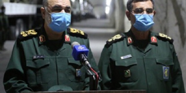 İran’ın güneyinde yeni bir yeraltı füze üssü açıldı