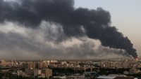 Tahran rafineriinde yangın söndürüldü
