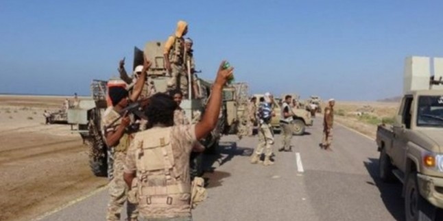 Suudi Uşağı eski Yemen hükümetine bağlı askerlerin aileleri Ma’rib’den ayrıldı
